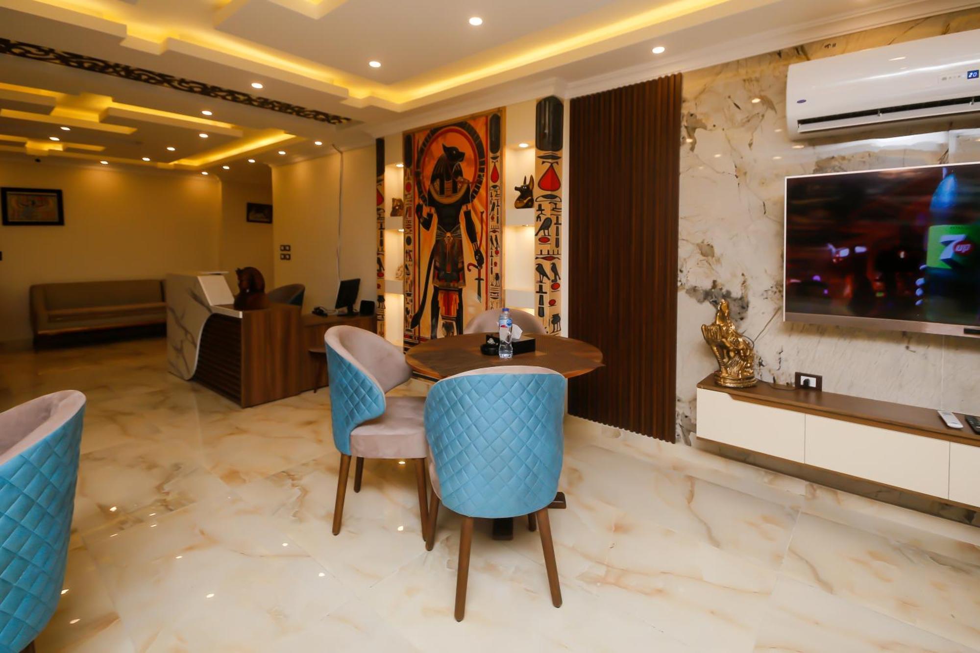 Imperial Pyramids Heights View Acomodação com café da manhã Nazlet el-Sîsi Exterior foto