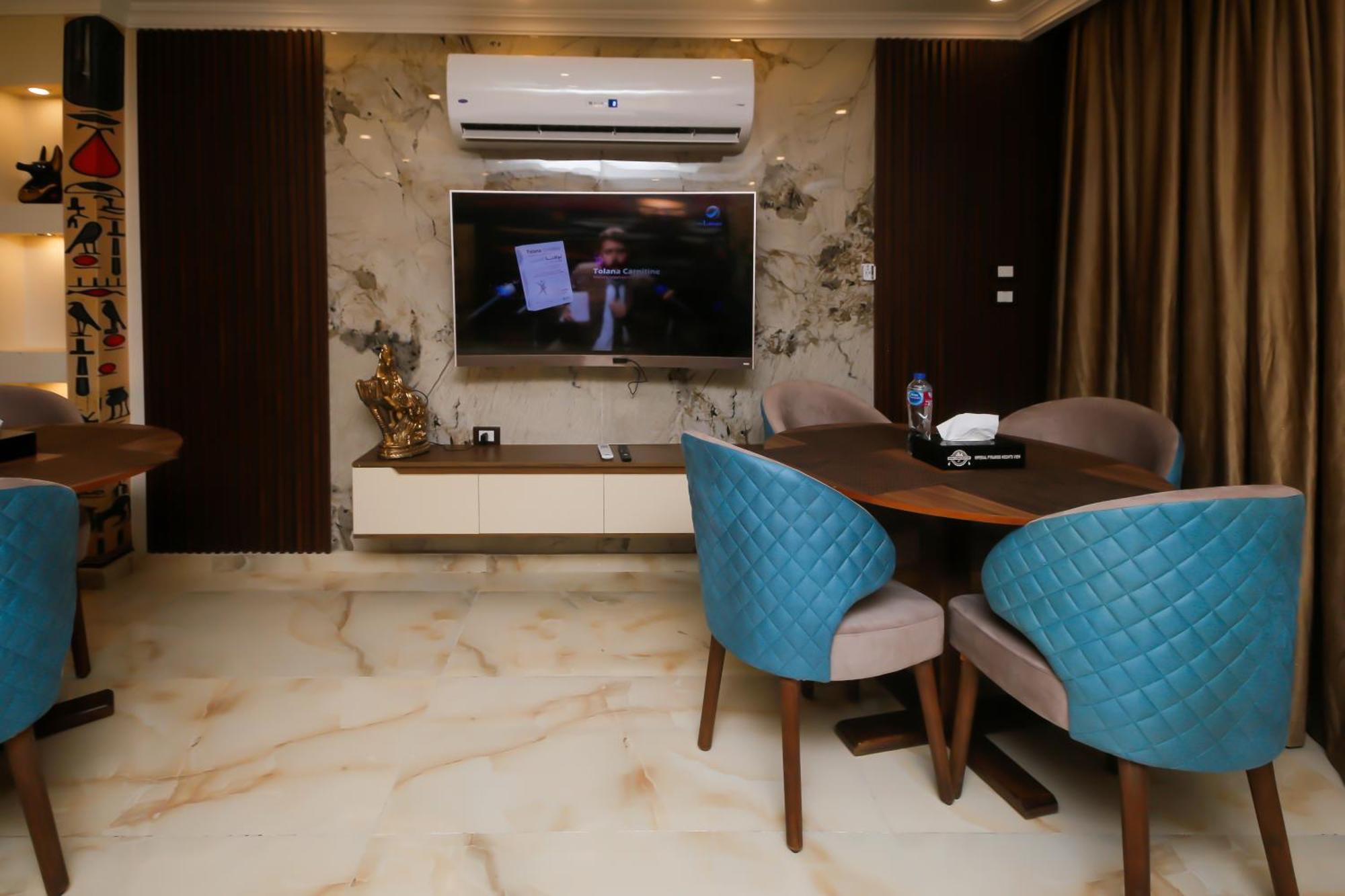 Imperial Pyramids Heights View Acomodação com café da manhã Nazlet el-Sîsi Exterior foto